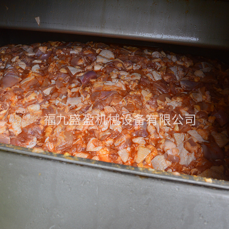 真（zhēn）空滾揉（róu）機（jī）生產現場